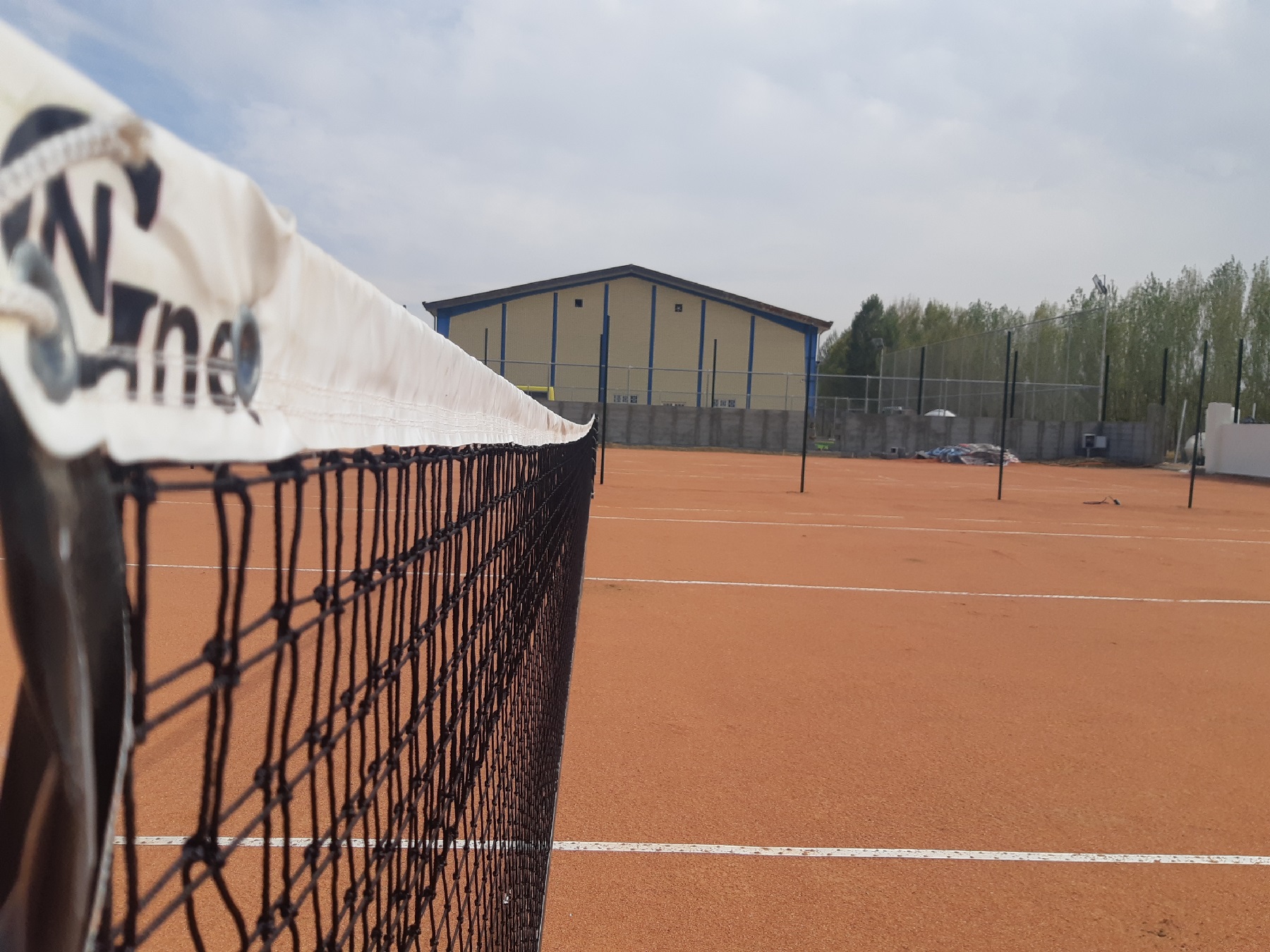 باشگاه زمین های تنیس خاکی در ستاو